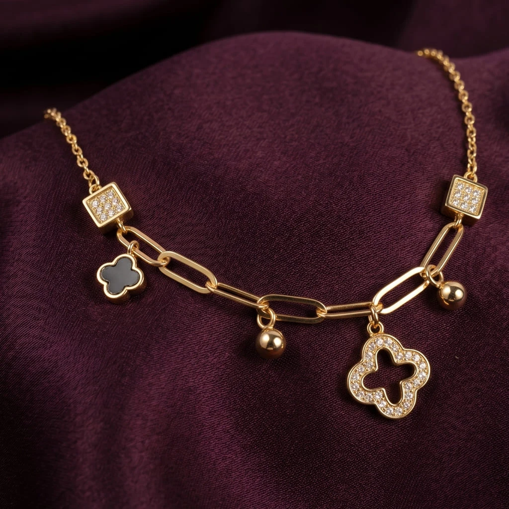 Signature Clover & Pavé Charm Bracelet