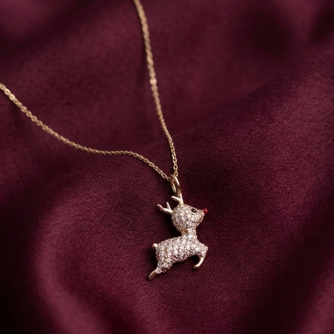 The Reindeer Pendant and Chain